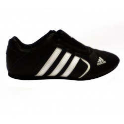 Buty adidas do sztuk walki...